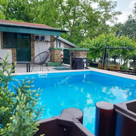 Sava Villa Jarak